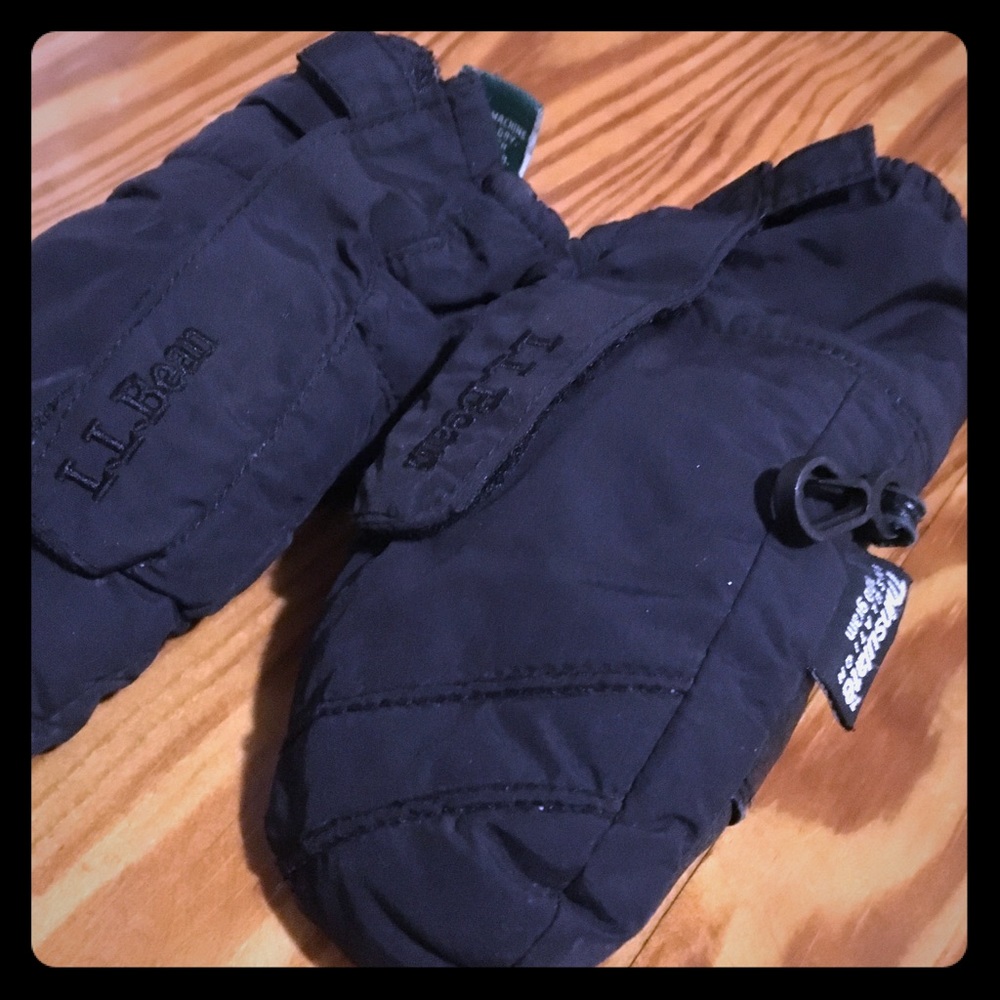 LL Bean Thinsulate black mittens
